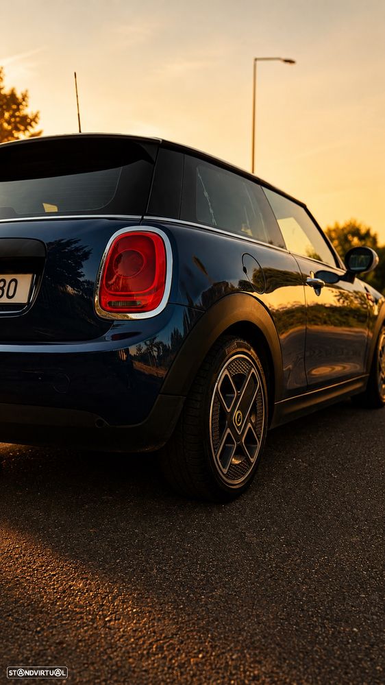 MINI 3 Portas One D - 4
