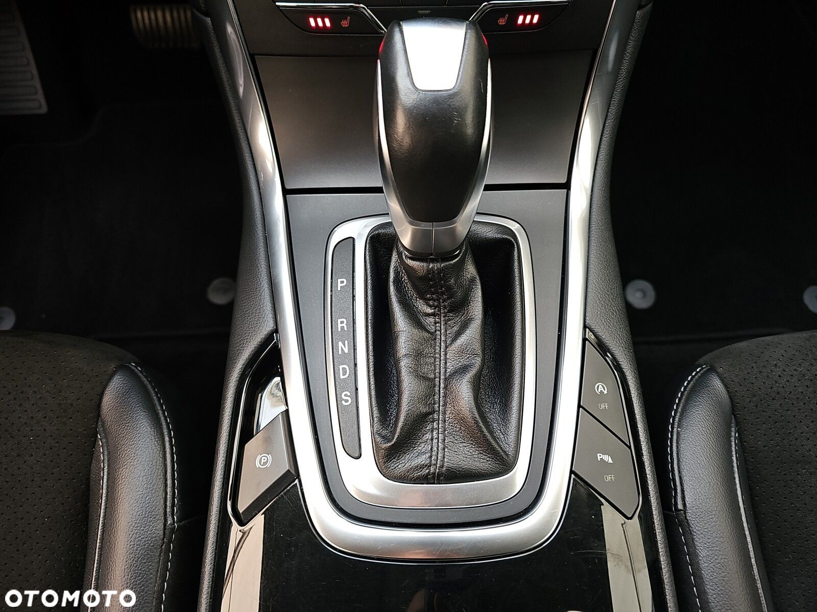 Ford S-Max - 21