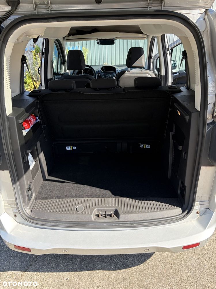 Ford Tourneo Courier 1.0 EcoBoost S&S Titanium - 17
