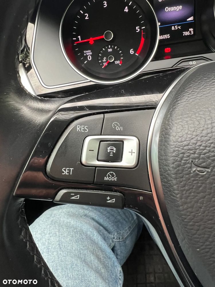 Volkswagen Passat 2.0 TDI BMT Comfortline - 22