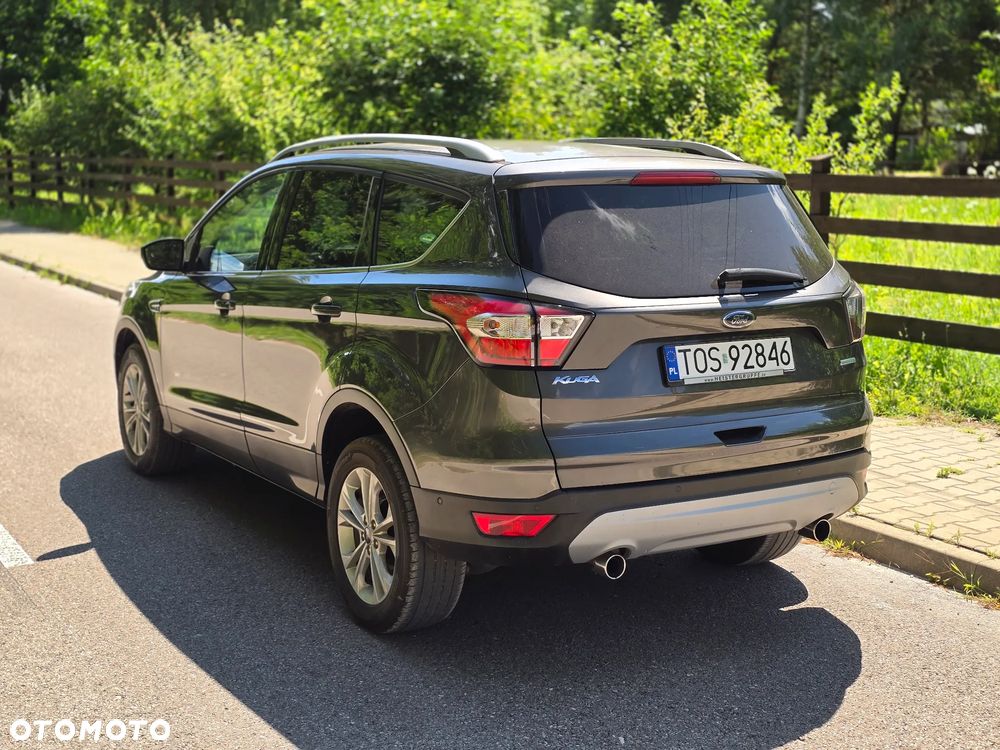 Ford Kuga 1.5 EcoBoost 2x4 Business Edition - 16