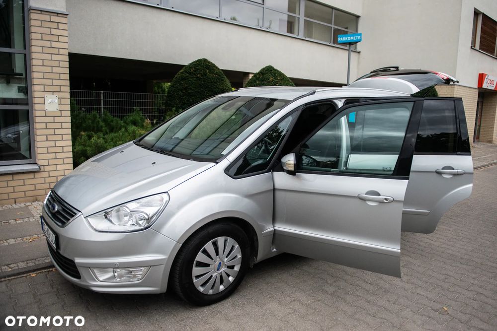 Ford Galaxy 2.0 TDCi Ghia - 8