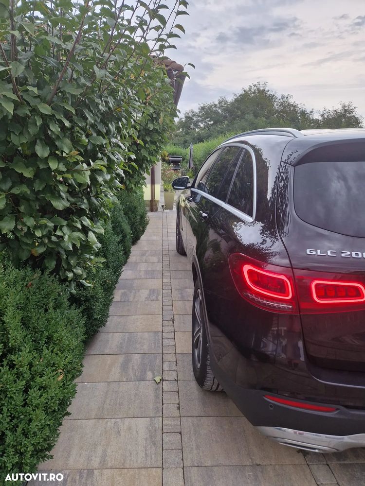 Mercedes-Benz GLC 200 4MATIC - 4