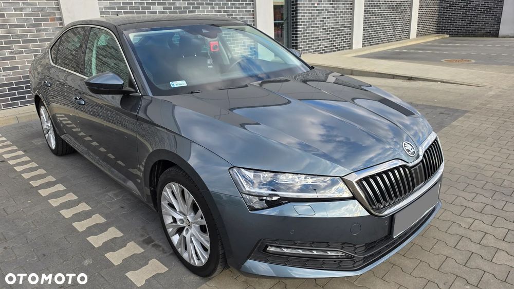 Skoda Superb 2.0 TDI SCR Ambition DSG - 19