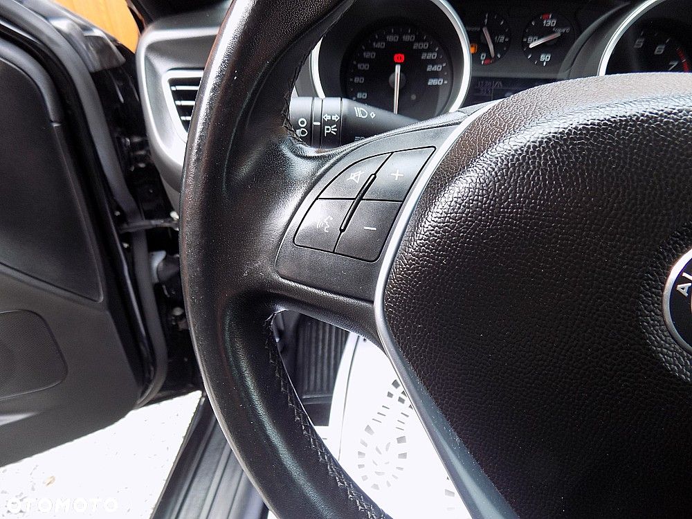 Alfa Romeo Giulietta 1.4 TB 16V Turismo - 11