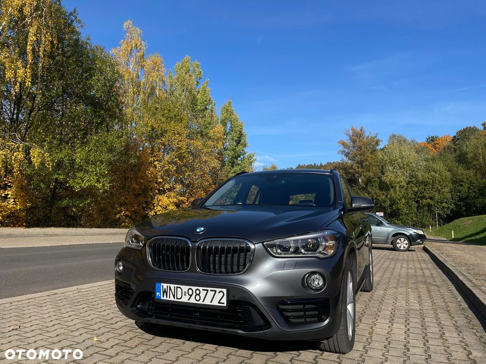 BMW X1 xDrive25d Sport Line - 2