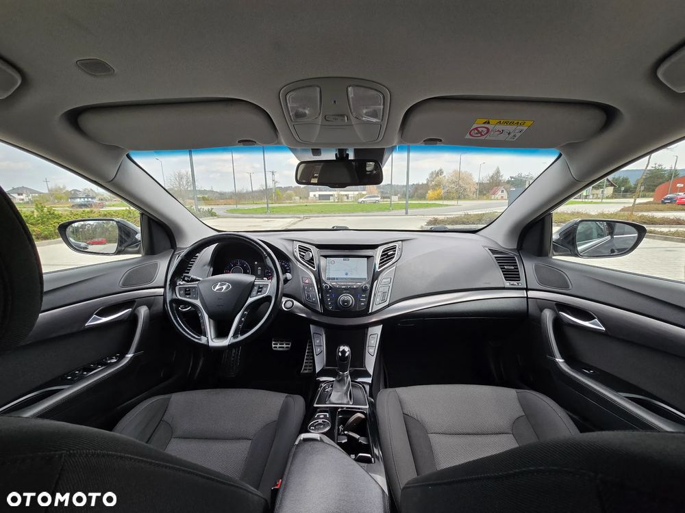 Hyundai i40 Kombi 1.7 CRDi DCT Premium - 7