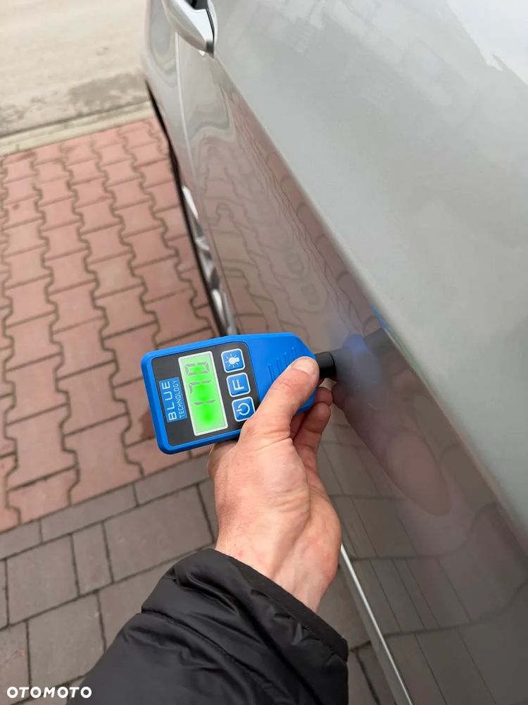 BMW Seria 3 318d DPF Edition Exclusive - 35