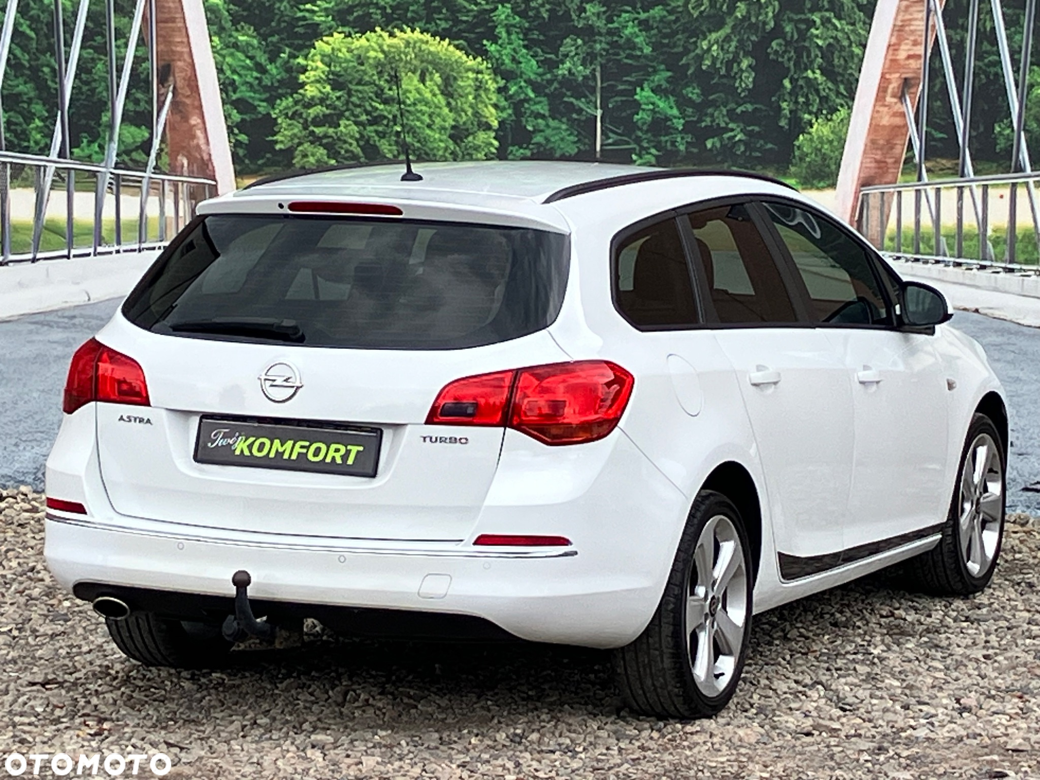 Opel Astra 1.4 Turbo Color Edition - 12