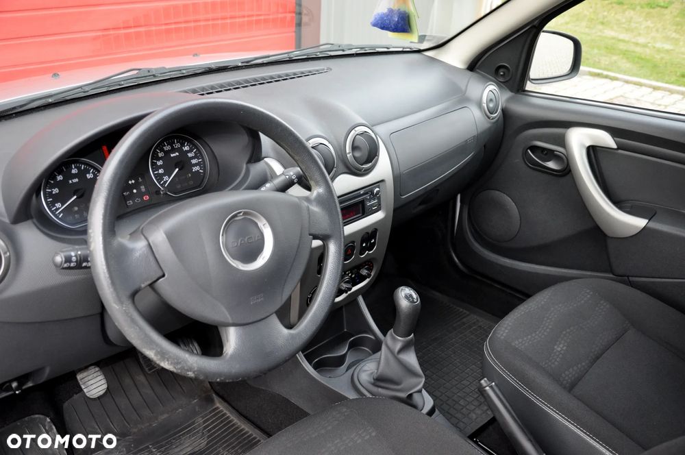 Dacia Sandero Stepway 1.6 - 24
