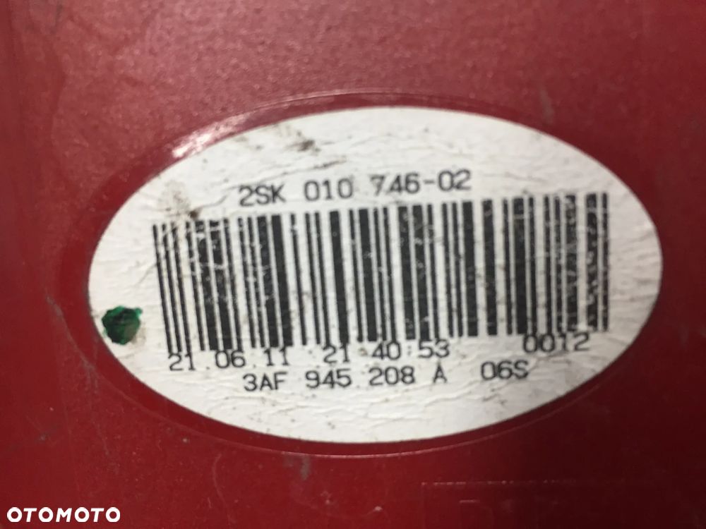 VW PASSAT B7 KOMBI 12R LAMPA PRAWA TYŁ 3AF945208A - 3