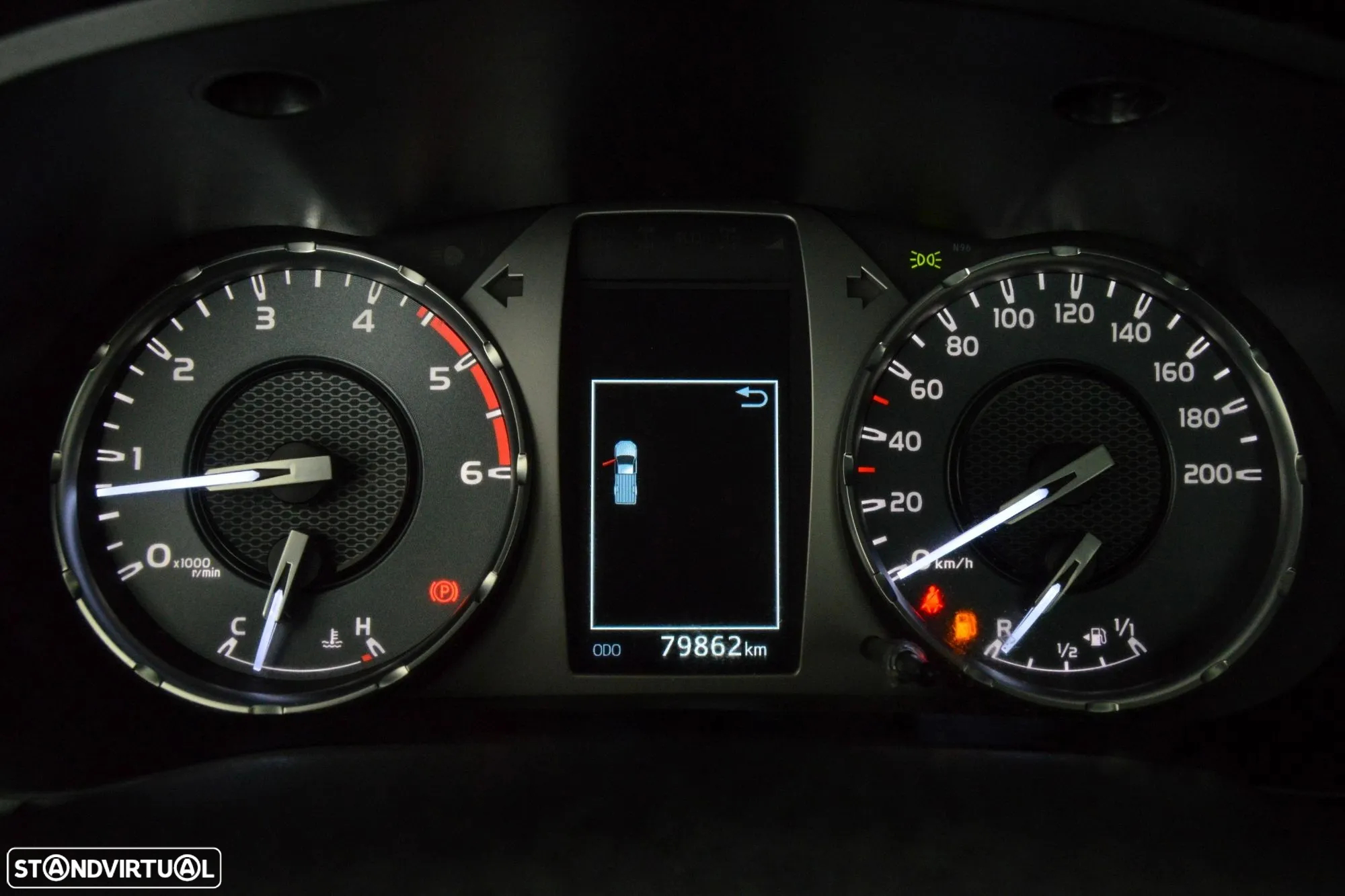 Toyota Hilux 2.4 D-4D 4X2 Cabine Simples 2L - 29