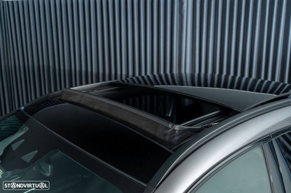 Mercedes-Benz EQA 250+ AMG Line - 24
