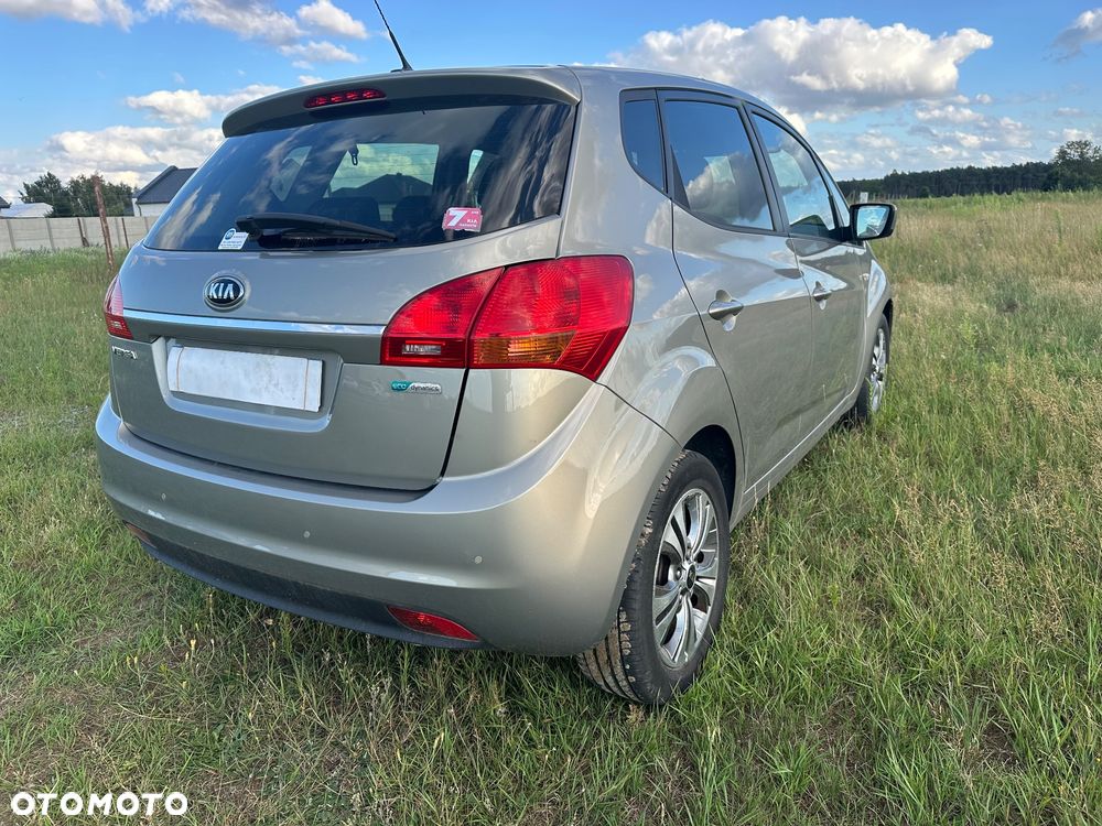 Kia Venga 1.6 CVVT Dream-Team Edition - 11