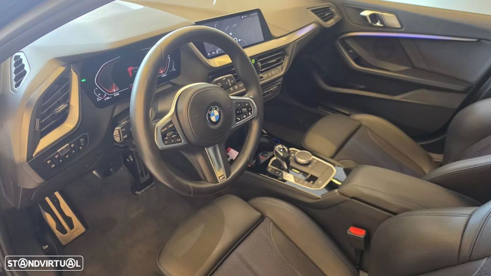 BMW 116 d Pack Desportivo M Auto - 40