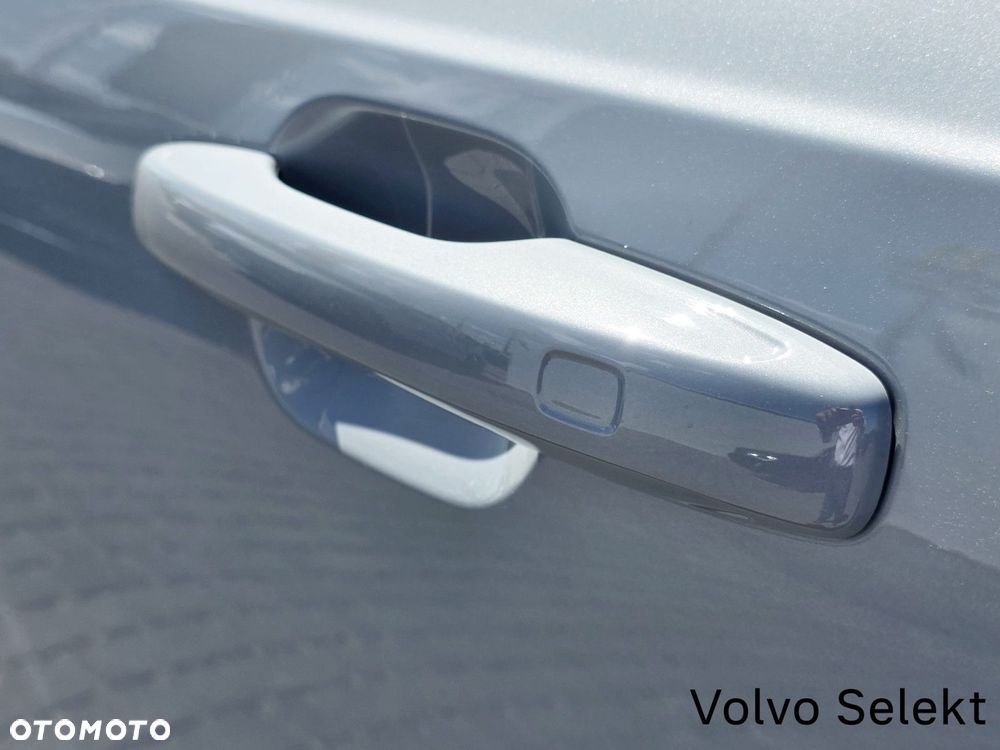 Volvo XC 90 - 37