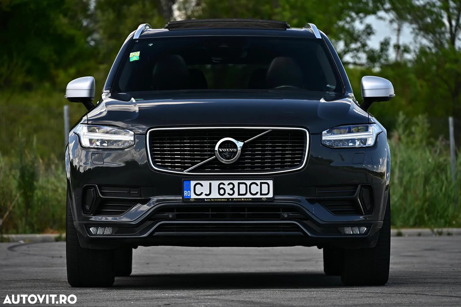 Volvo XC 90 D5 AWD R-Design - 3