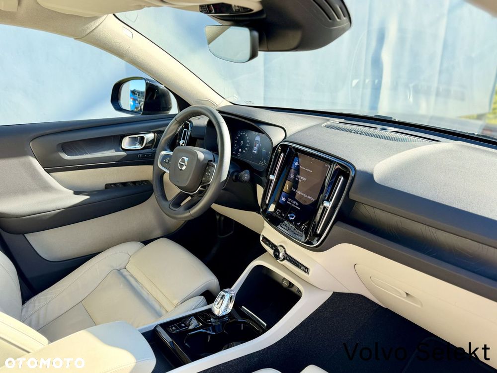 Volvo XC 40 - 28