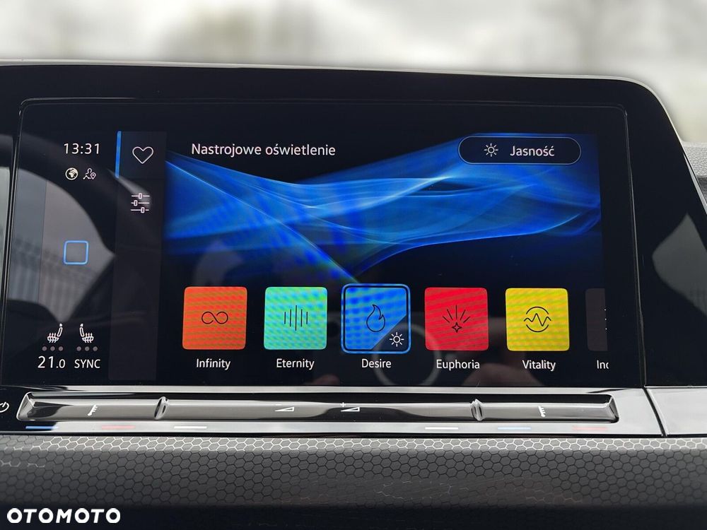 Volkswagen Golf 2.0 TSI GTI DSG - 21