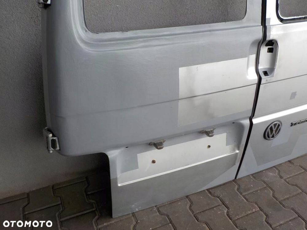 VW T4 DRZWI LEWE PRAWE TYŁ TYLNE SKRZYDEŁKOWE - 4