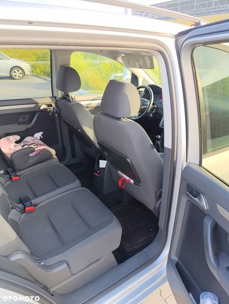 Volkswagen Touran 1.9 TDI Trendline - 9