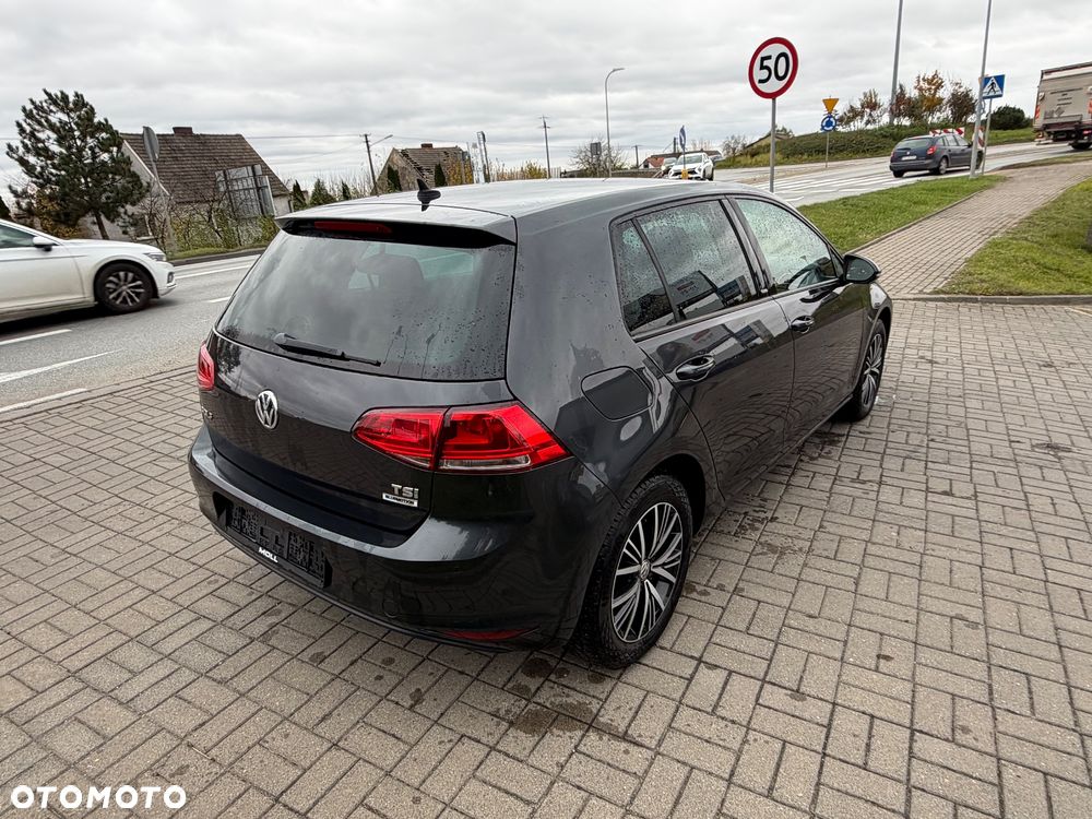 Volkswagen Golf - 14