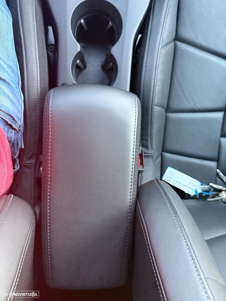 DS DS3 Crossback E-TENSE PERFORMANCE LINE + - 34