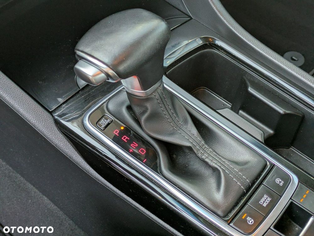 Kia Optima 1.7 CRDI XL DCT - 28