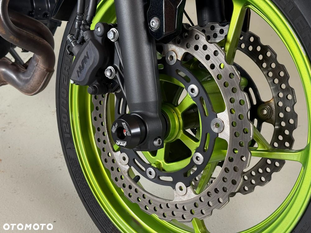 Kawasaki Z 650 - 10