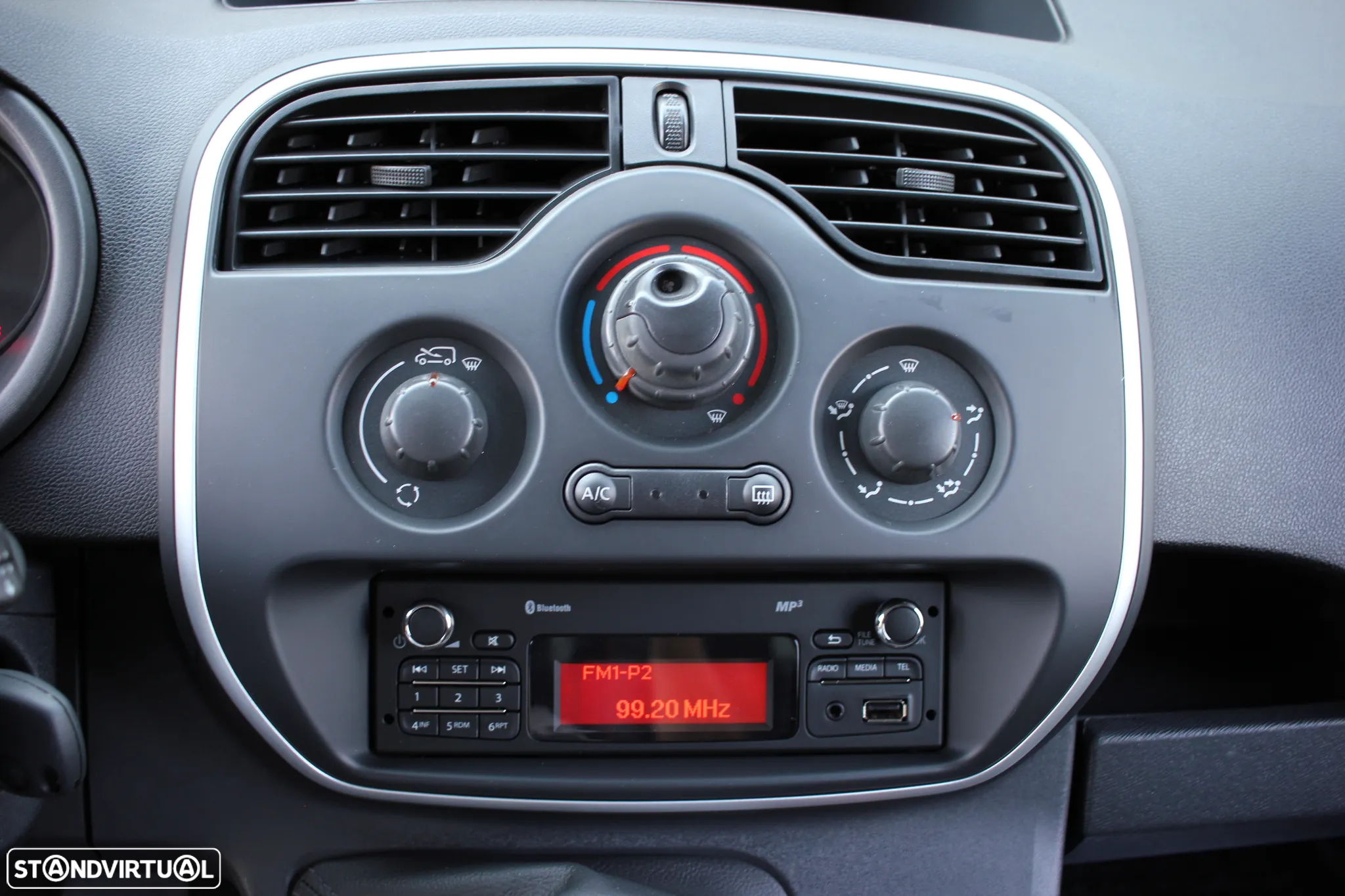 Renault KANGOO 1.5 DCI 3 LUGARES - 15