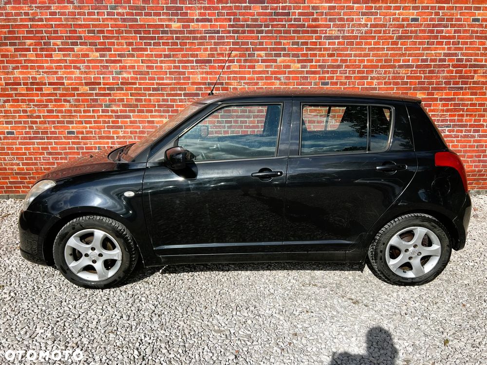 Suzuki Swift - 37