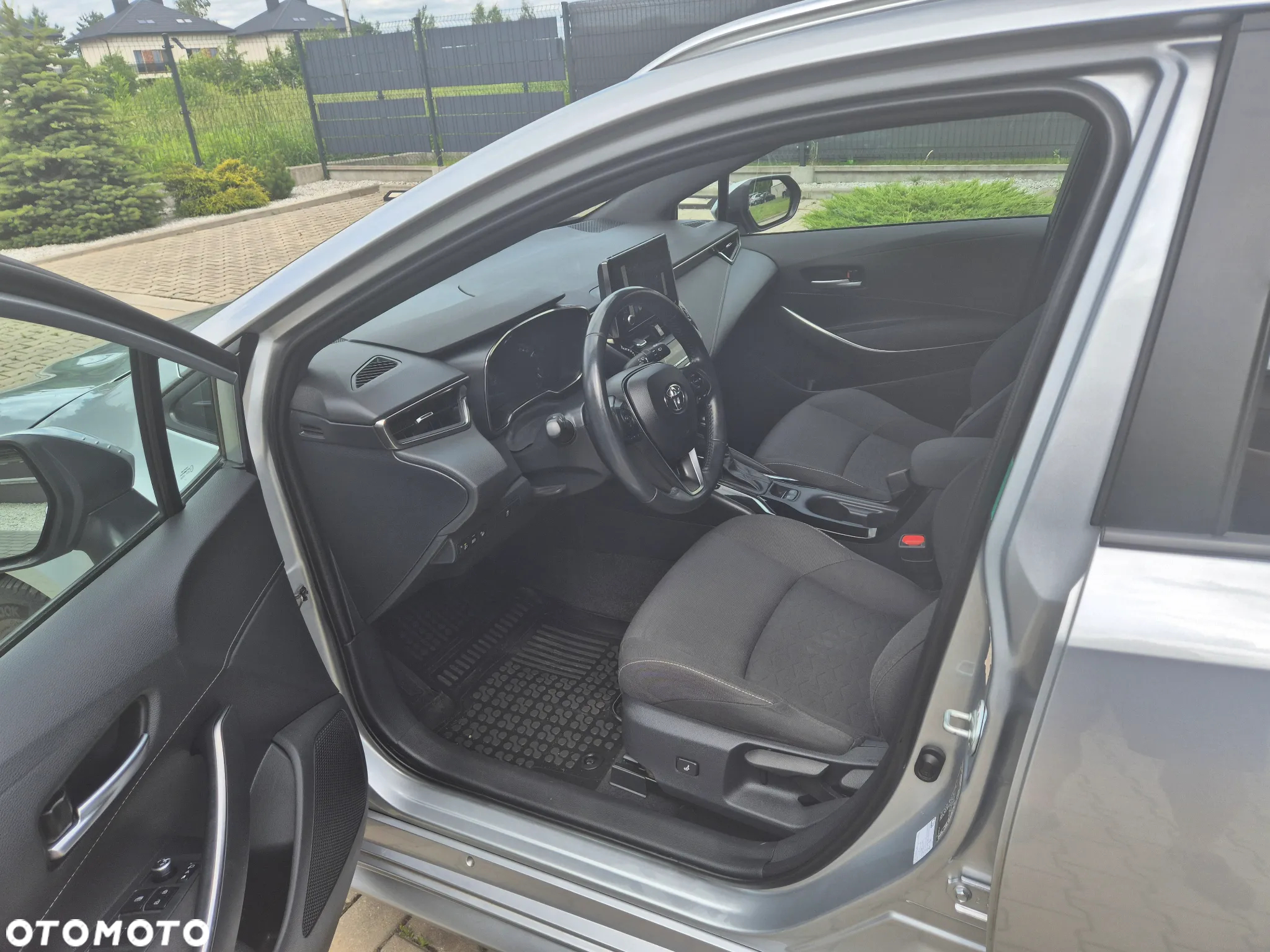 Toyota Corolla 1.8 Hybrid Comfort - 12