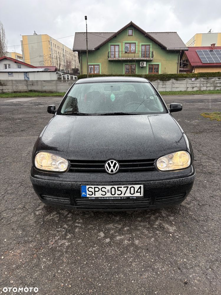 Volkswagen Golf 1.4 Basis - 1