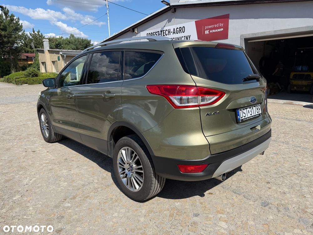 Ford Kuga 2.0 TDCi 2x4 Titanium - 12