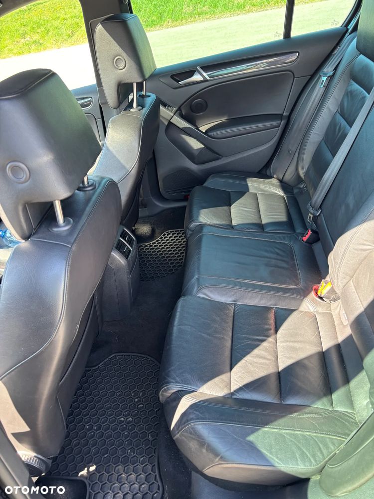 Volkswagen Golf - 21