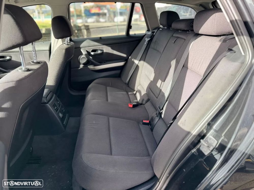 BMW 320 d Touring Navigation - 16