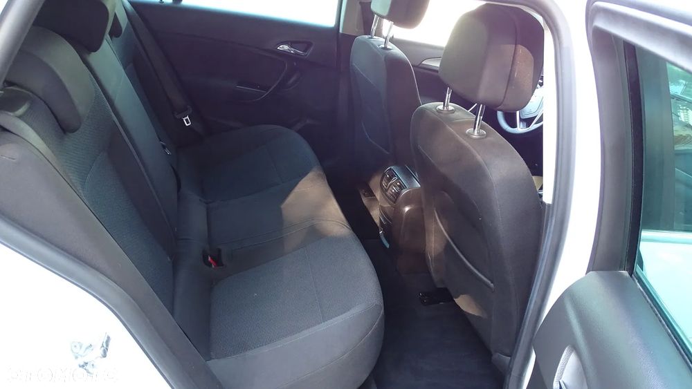 Opel Insignia 2.0 CDTI Sports Tourer ecoFLEXStart/Stop Edition - 13