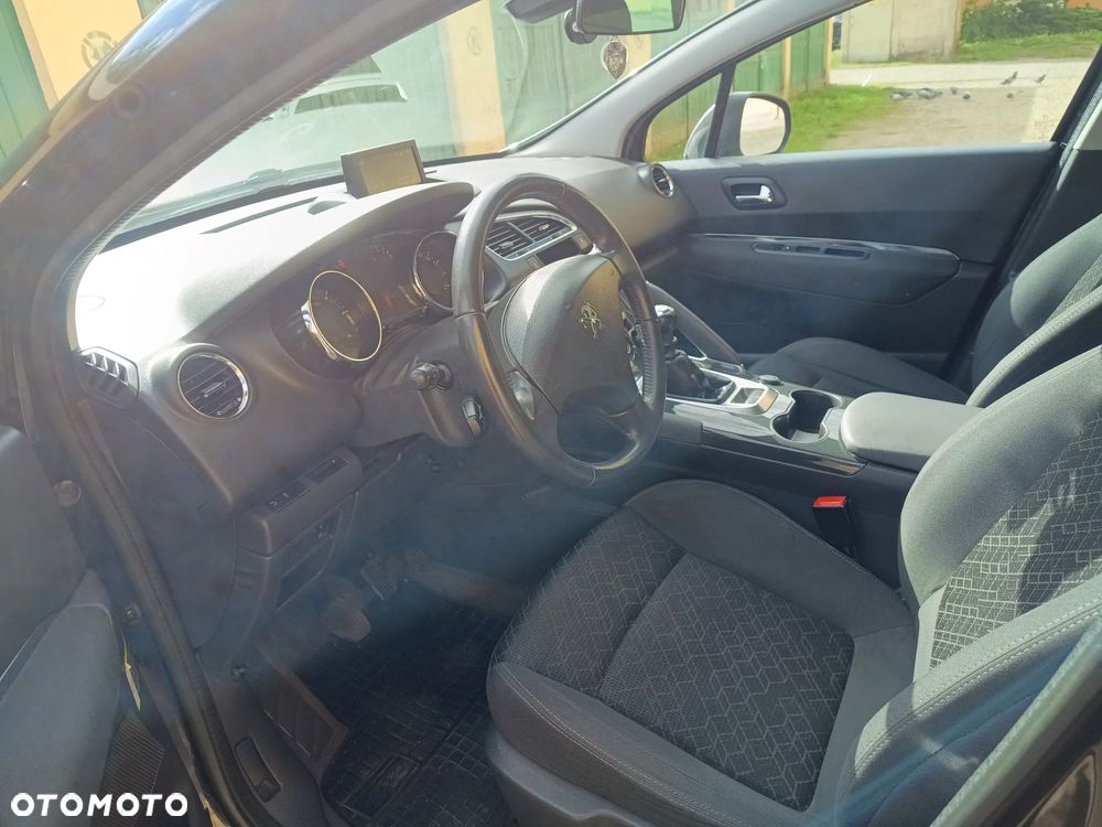 Peugeot 3008 1.6 HDi Style - 12