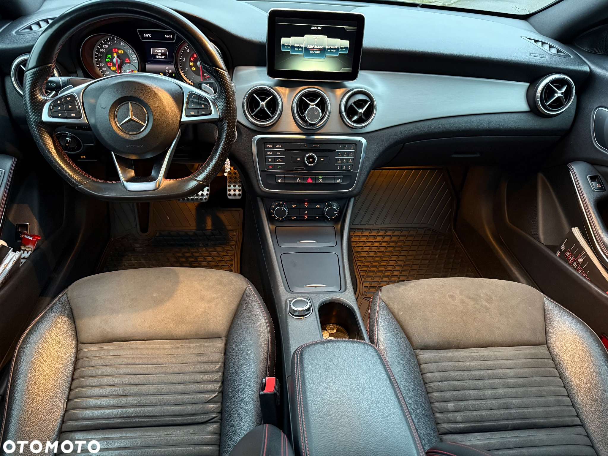 Mercedes-Benz CLA - 9