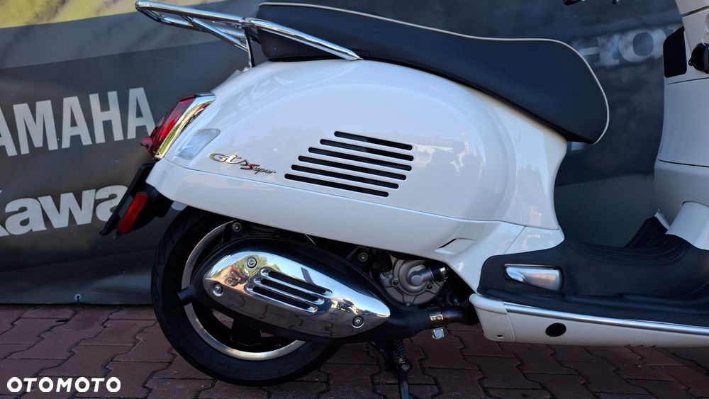 Piaggio Vespa - 9
