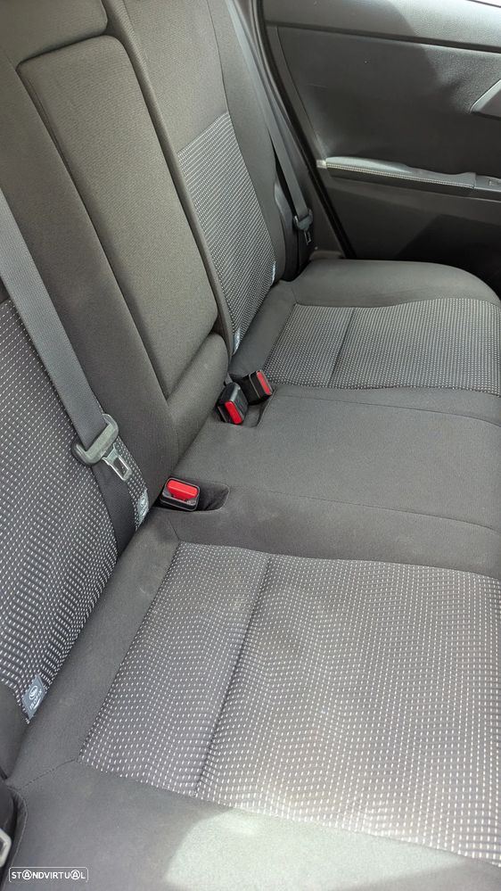 Toyota Auris 1.8 HSD P.Te.+17+E.Al.+Navi - 25