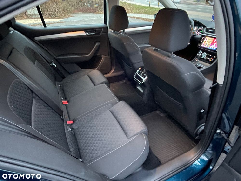 Skoda Superb 2.0 TDI SCR Ambition DSG - 15