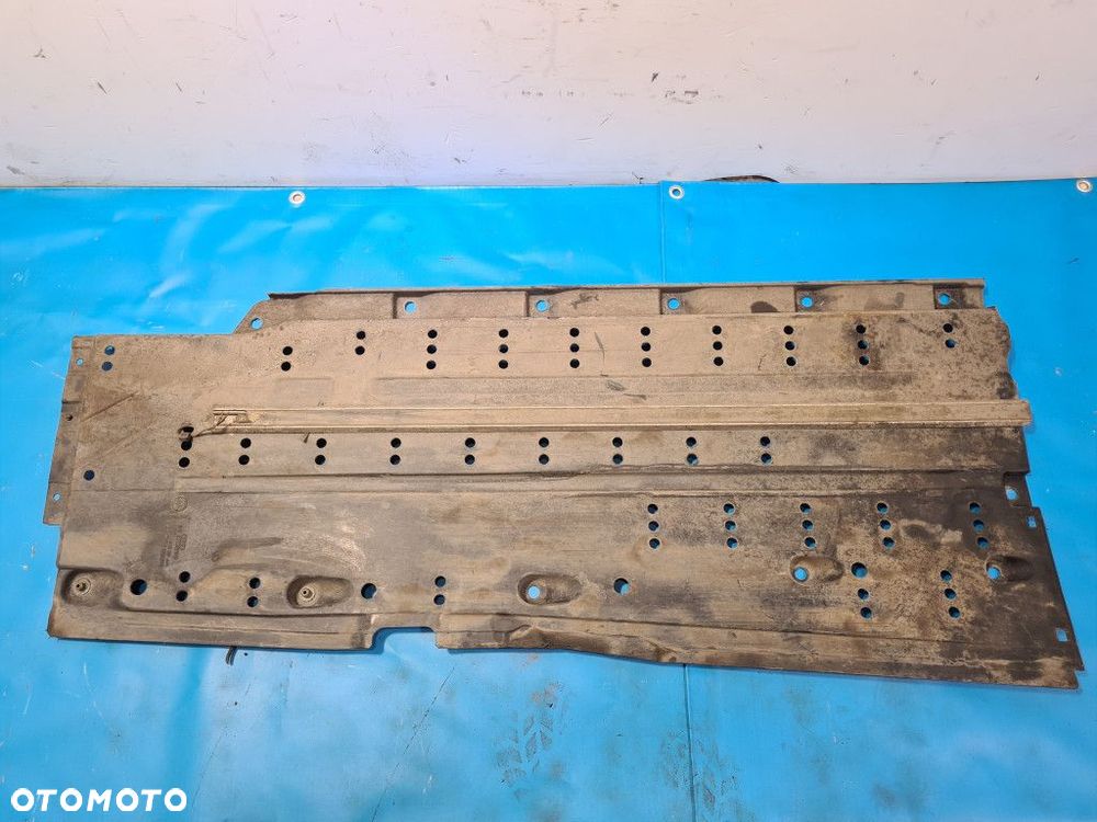 OSŁONA PLASTIKOWA PODWOZIA AUDI A4 B6 - 1