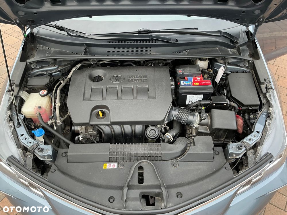 Toyota Corolla 1.6 Comfort - 11