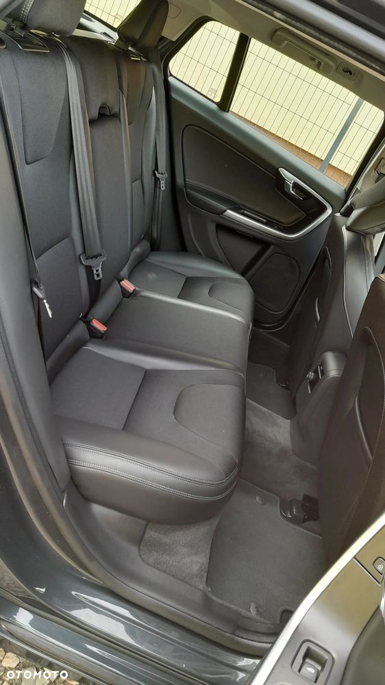 Volvo V60 D2 - 13