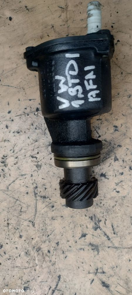 AUDI VW T4 passat golf III 1,9TDI vacum pompa 028207A - 3