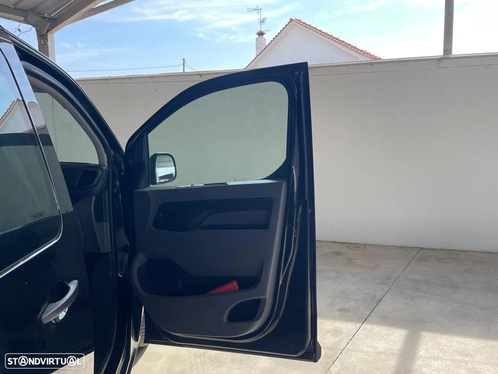 Toyota Proace Verso 1.5 D-4D L2 1.2T Comfort 9L PDL - 22