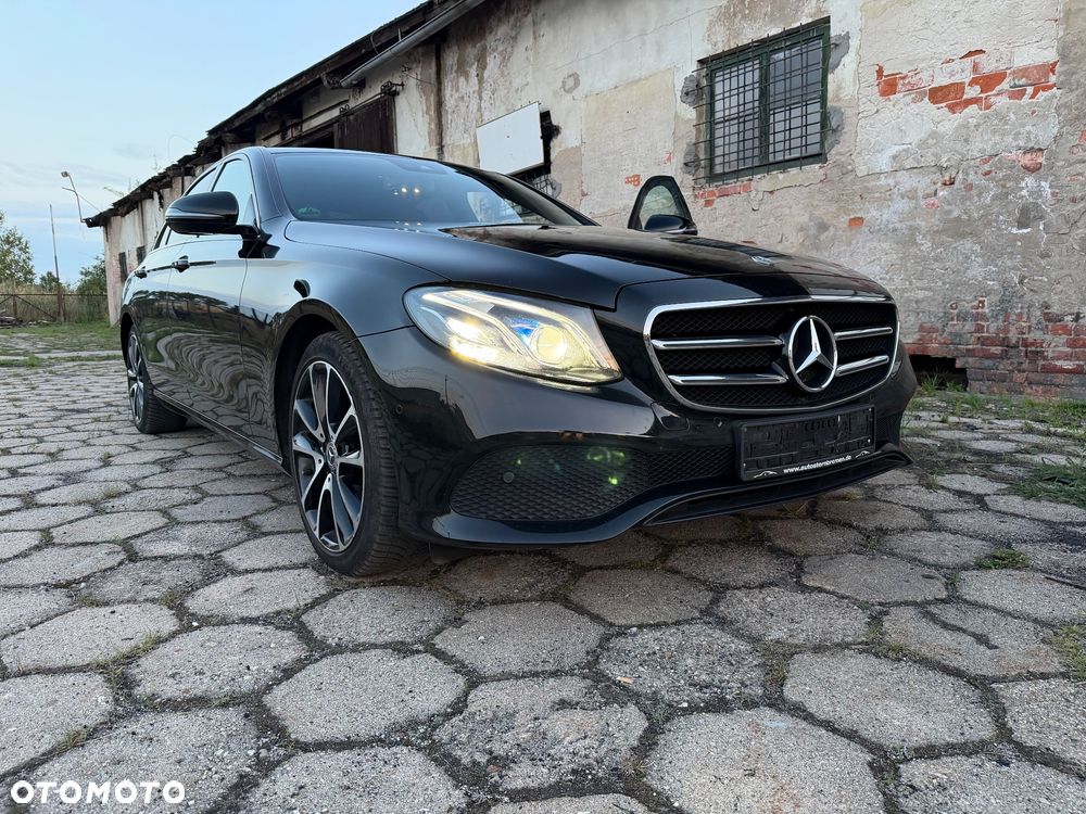 Mercedes-Benz Klasa E 220 d 9G-TRONIC Exclusive - 31