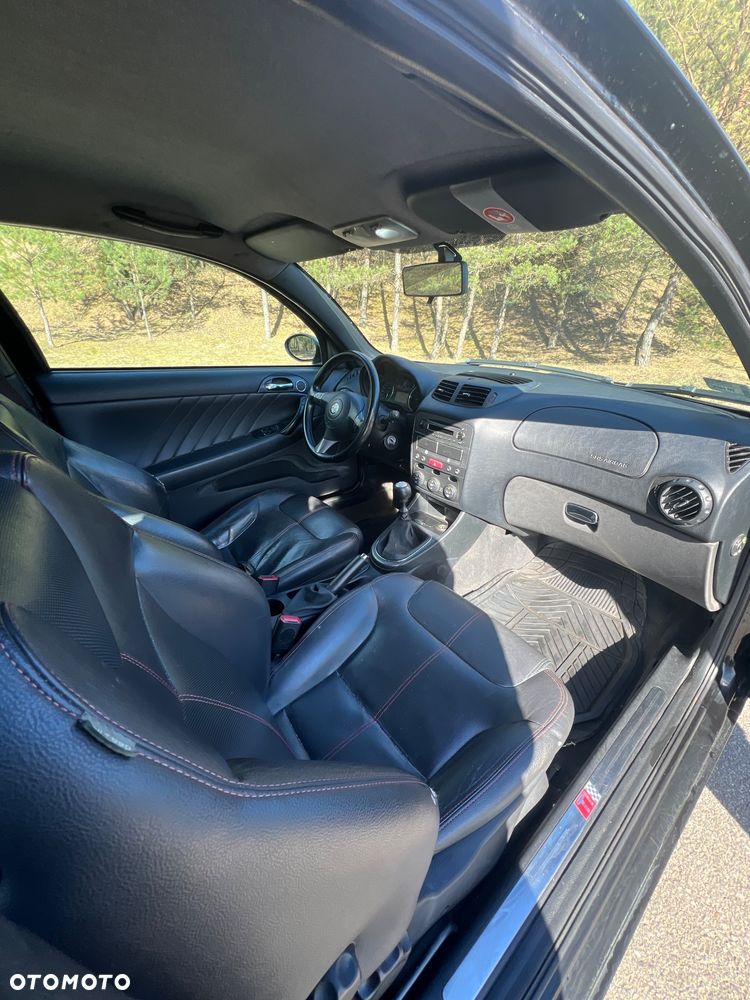 Alfa Romeo 147 1.9 JTD 16V Black Line - 7