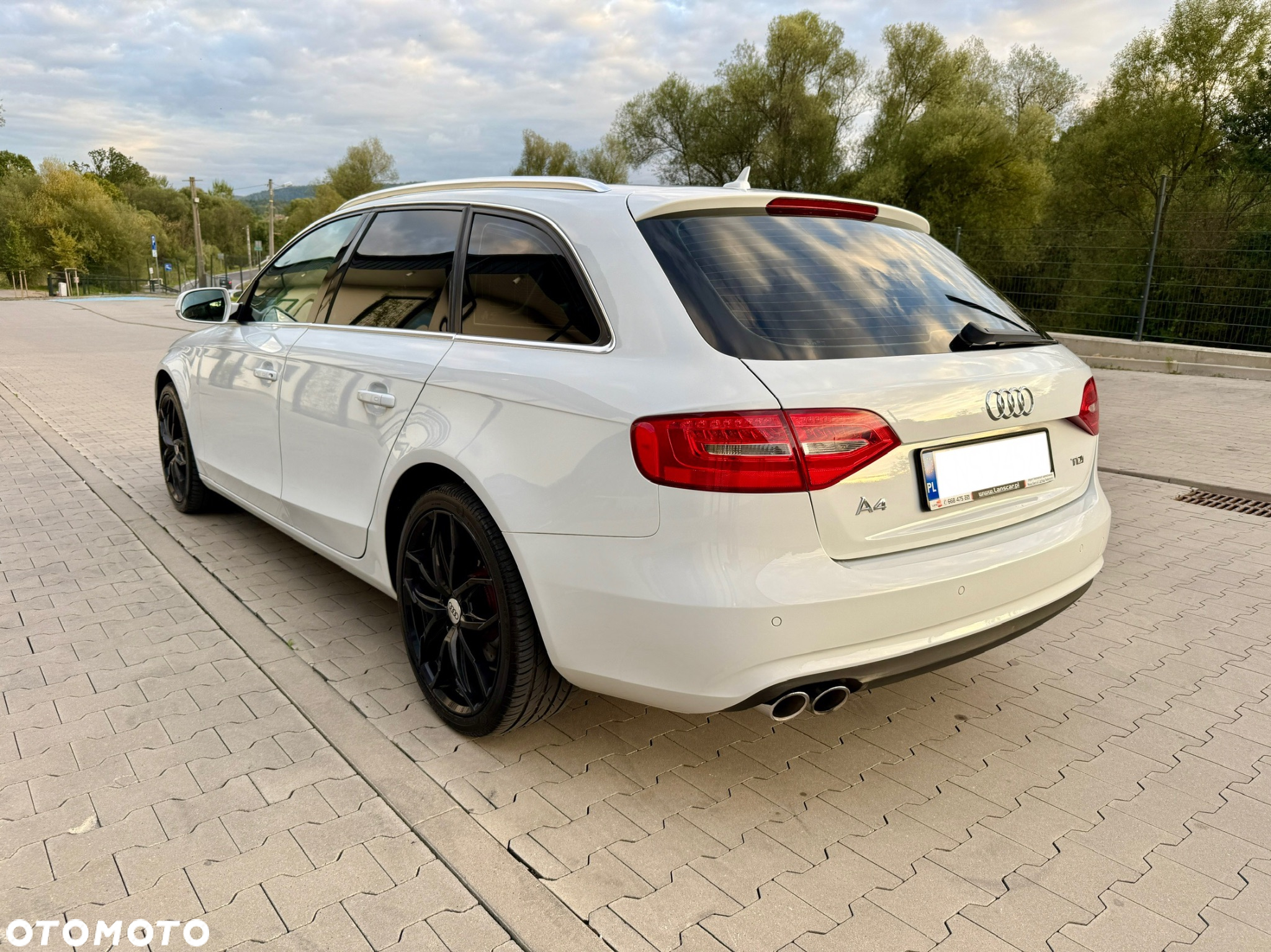 Audi A4 Avant 2.0 TDI - 7